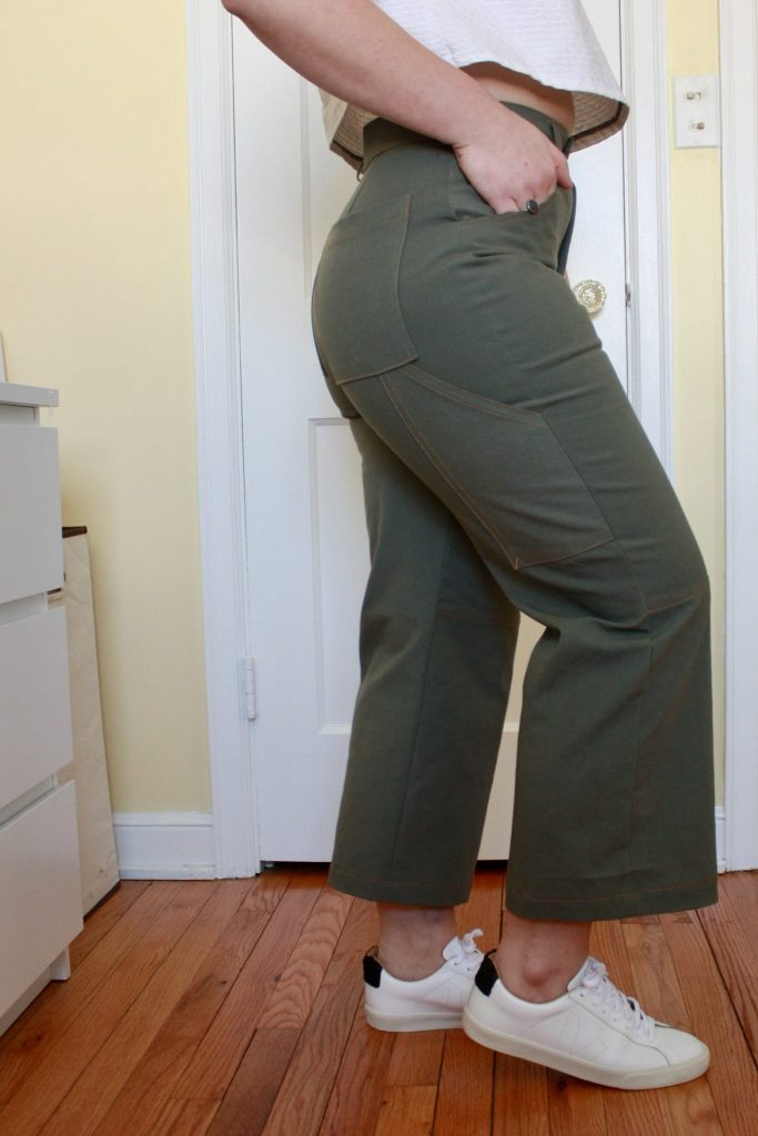 carpenter pants with slant cargo pocket
